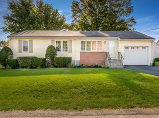 23 Woodrow St, Cumberland, RI 02864