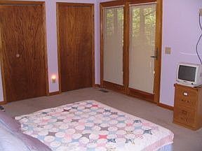 2nd image of 225 Pleasant Ln