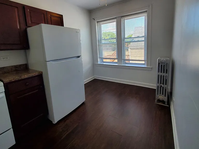 3056 W Irving Park Rd #2E — Photo 18