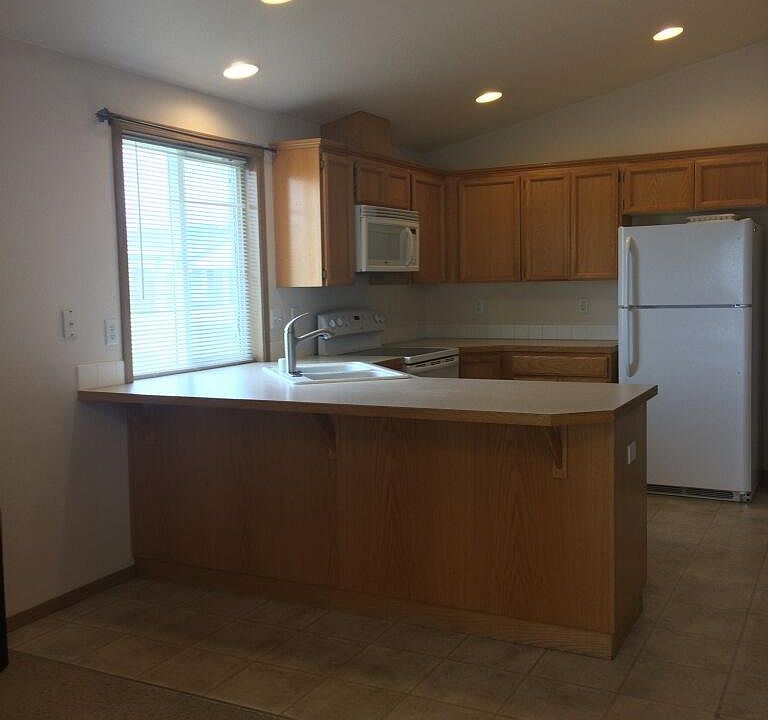 1st image of 5719 Taft Dr