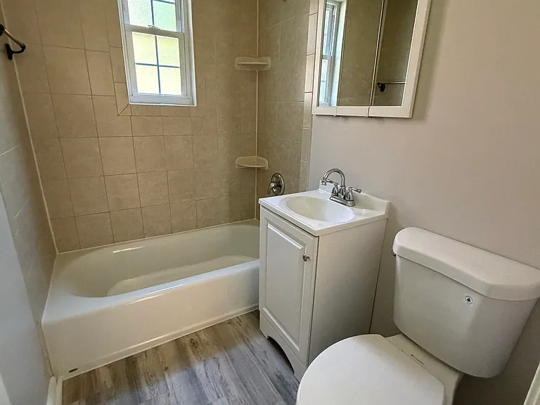 193 Virginia Ave #A — Photo 16