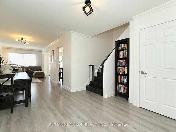 4th image of 376 Rannie Rd