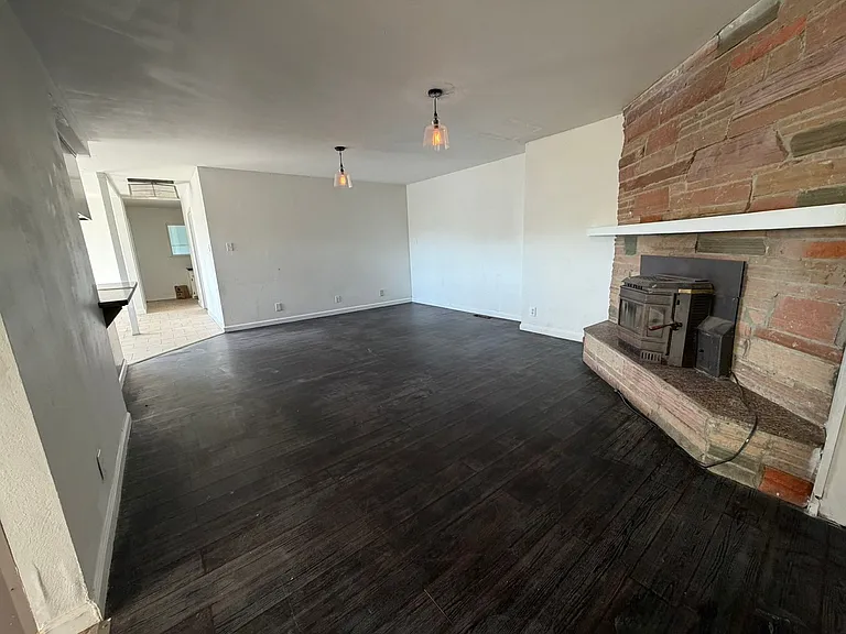 11322 Franklin Blvd — Photo 15