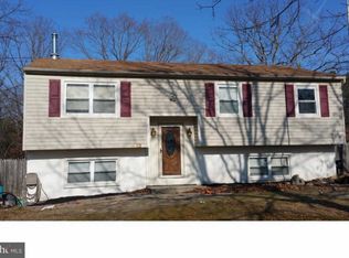 300 Lakedale Rd, Berlin, NJ 08009