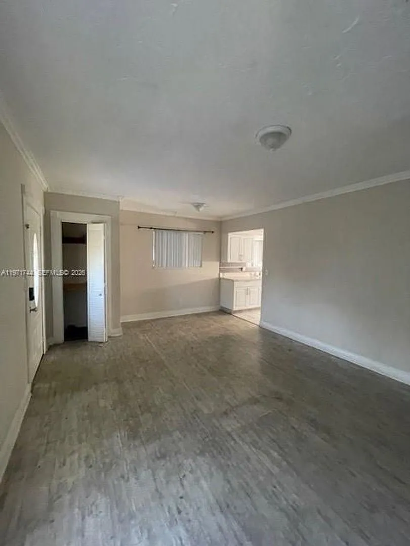 121 NE 169th Terrace, North Miami Beach, FL 33162 — Photo 4