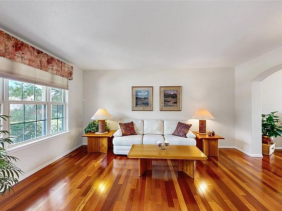 5th image of 270 N Cherrywood Drive