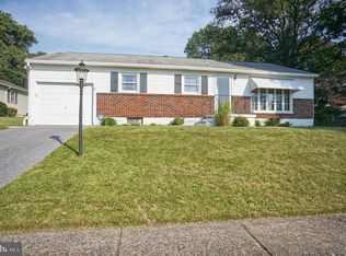 8 Brentwood Rd, Camp Hill, PA 17011