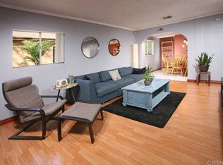 6230 Cartwright Ave, North Hollywood, CA 91606