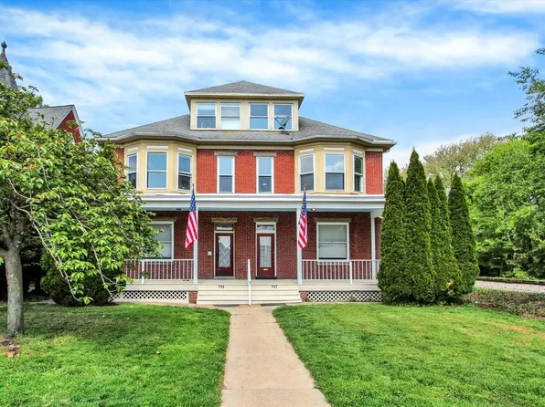 715 Oak Hill Ave, Hagerstown, MD