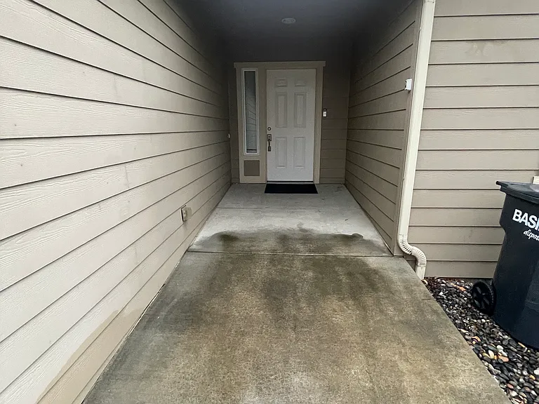 728 SE Scenic View Dr #1A — Photo 13