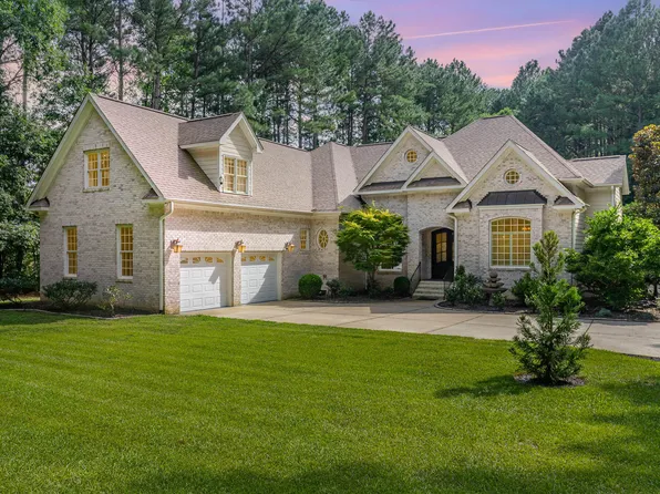 3712 Highland Creek Dr, Apex, NC 27539