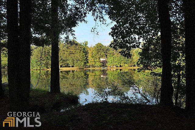 1st image of 105 Oakcrest Dr