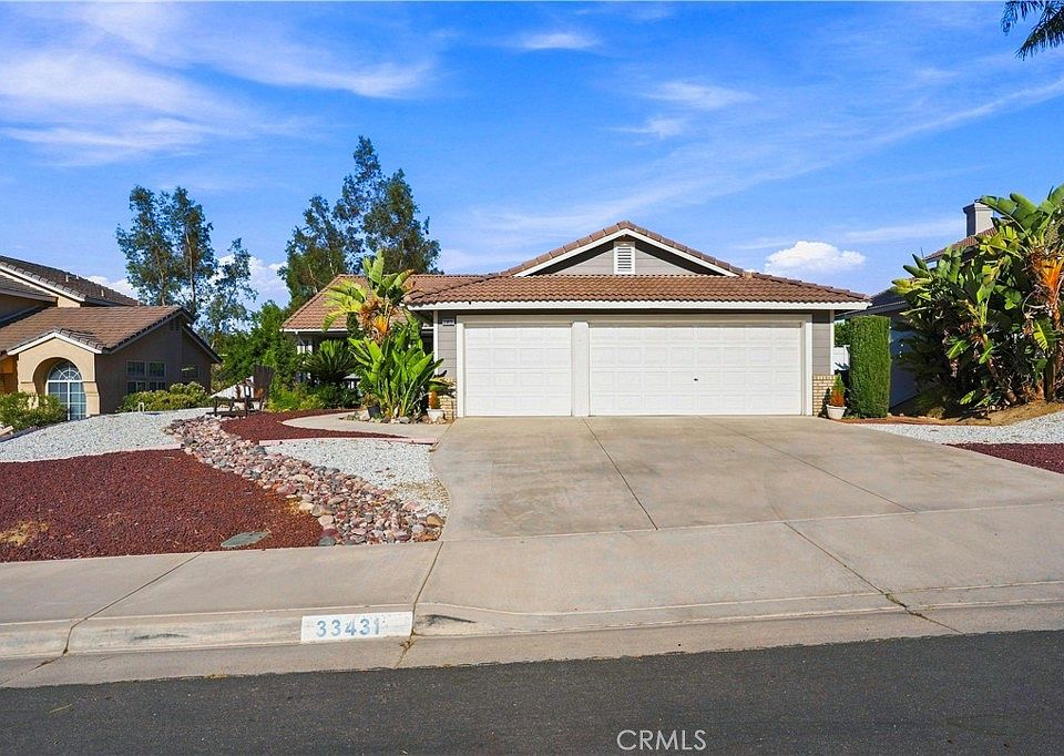 1st image of 33431 Chelsea Ln