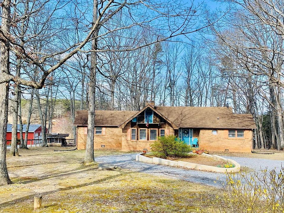 1st image of 1485 Skyway Dr