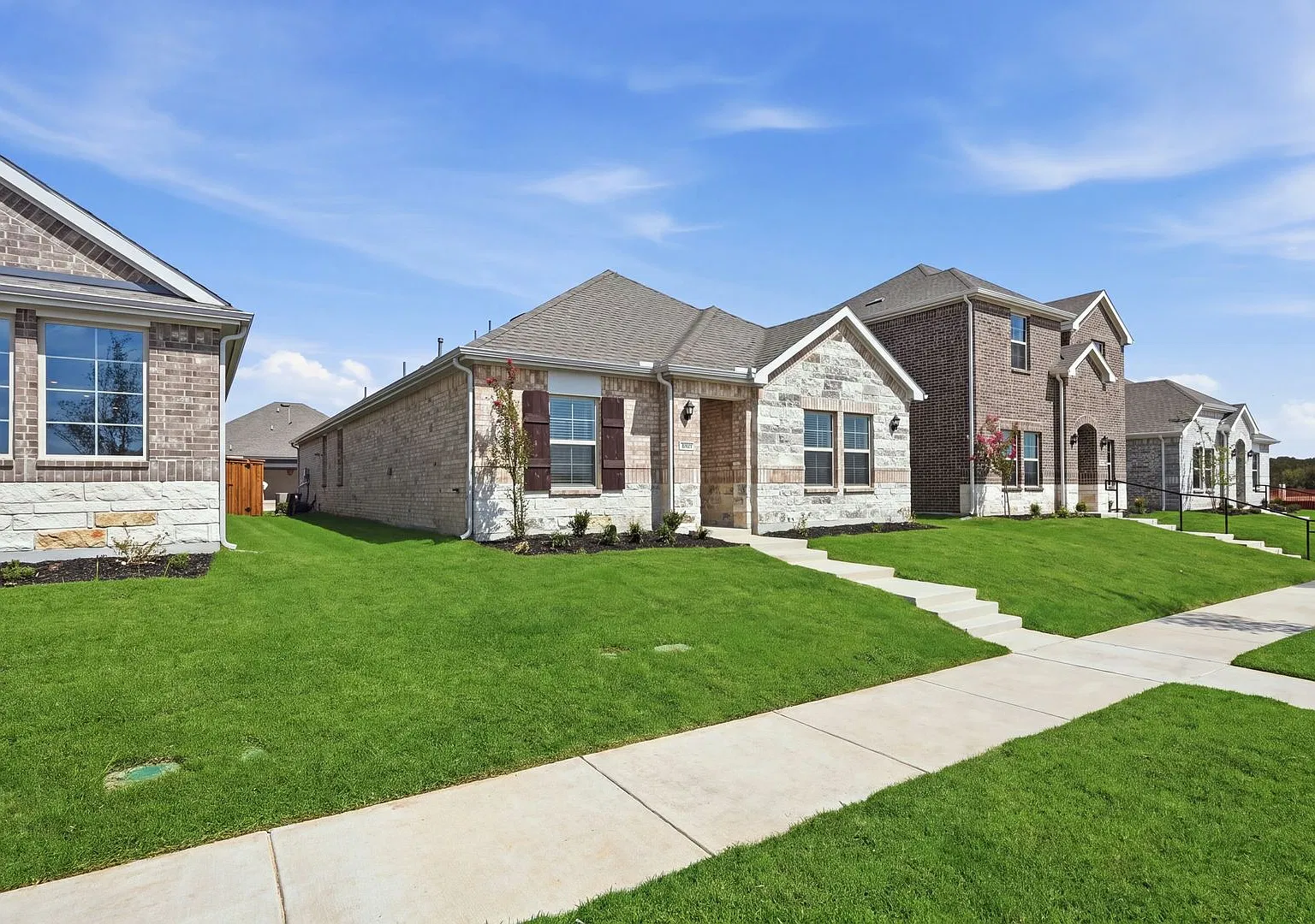 Beautiful 3-Bedroom Rental in Legacy Hills | Parks, Trails & Dog Parks — Photo 2