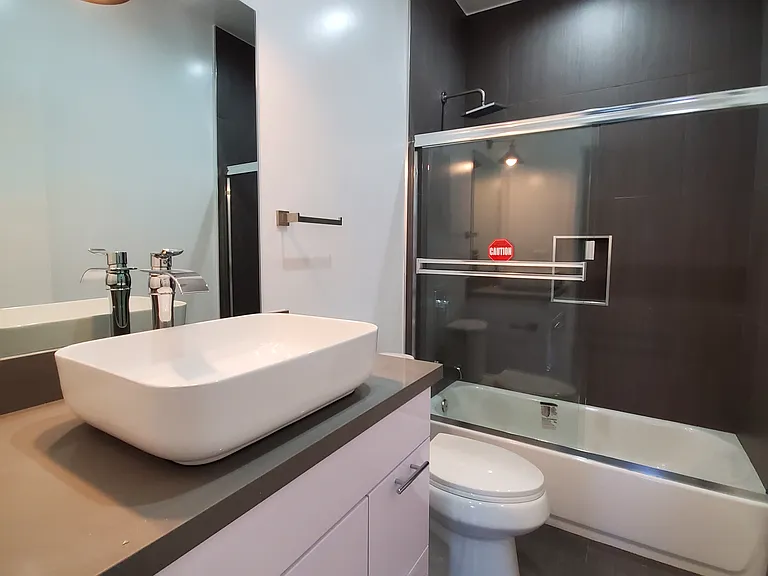 2337 1/2 Crenshaw Blvd #2337-1/2 — Photo 13