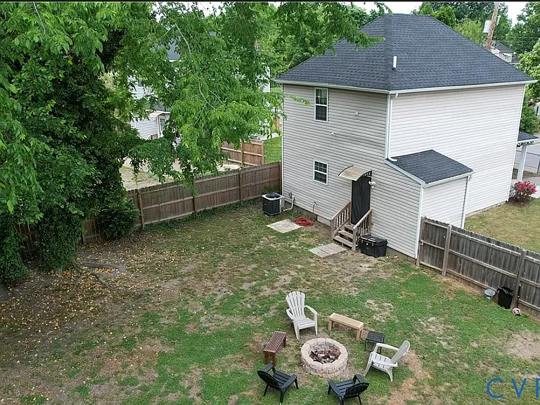261 E Ladies Mile Rd — Photo 3