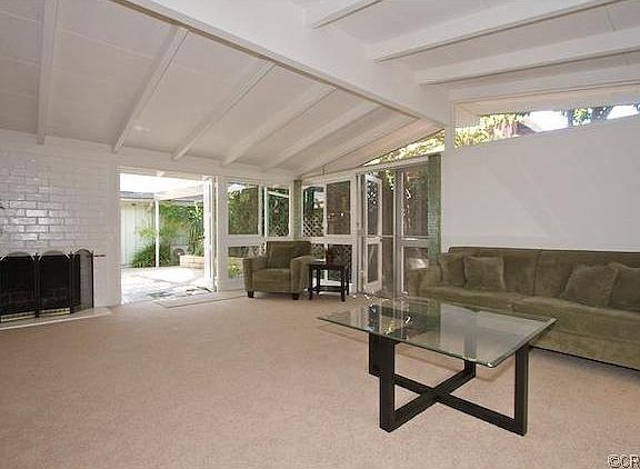5th image of 3057 Volk Ave
