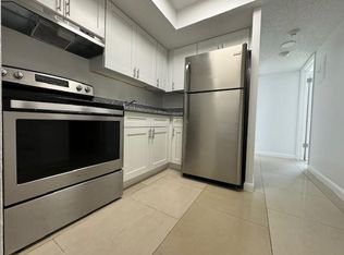 Trayann Apartments - 7777 Pines Blvd, Hollywood, FL 33024