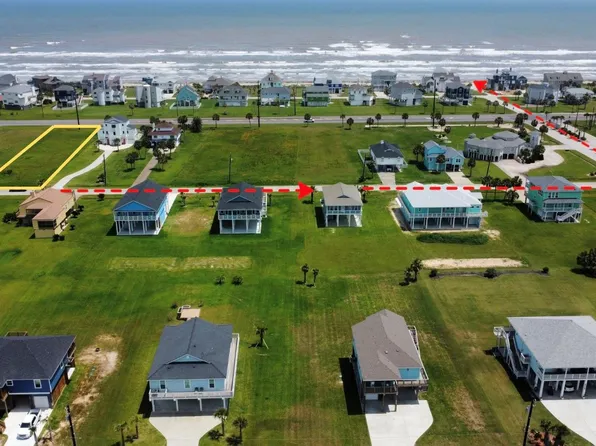 18223 Shaman Dr, Galveston, TX 77554