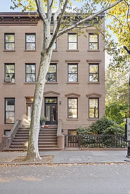 Sold by Compass | media 1