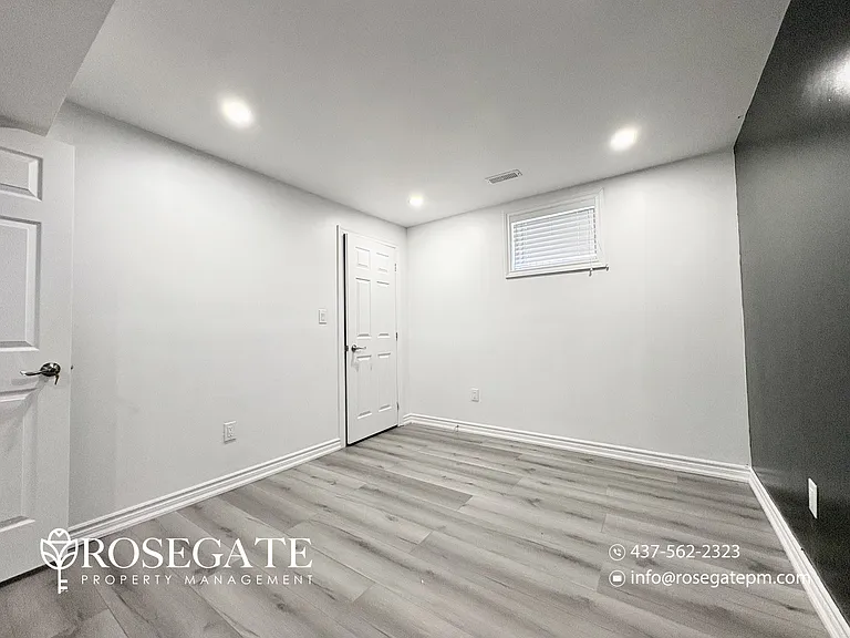 203 Midland Pl #2 — Photo 9