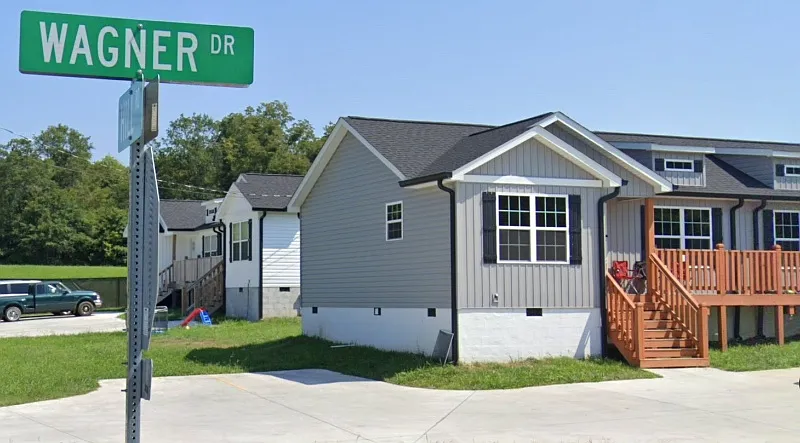 2 bed, 800 sqft, $1,350 — Photo 2