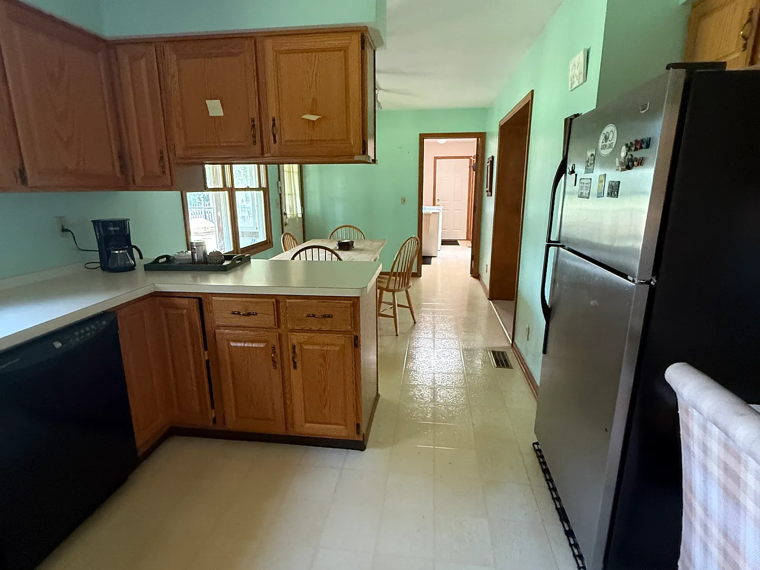 Cambridge Cir, Avon Lake — Photo 4