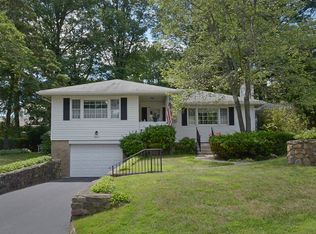 11 Donna Dr, Rockaway Boro, NJ