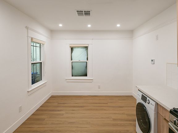 5th image of 5729 Carlton Way Unit 1/4