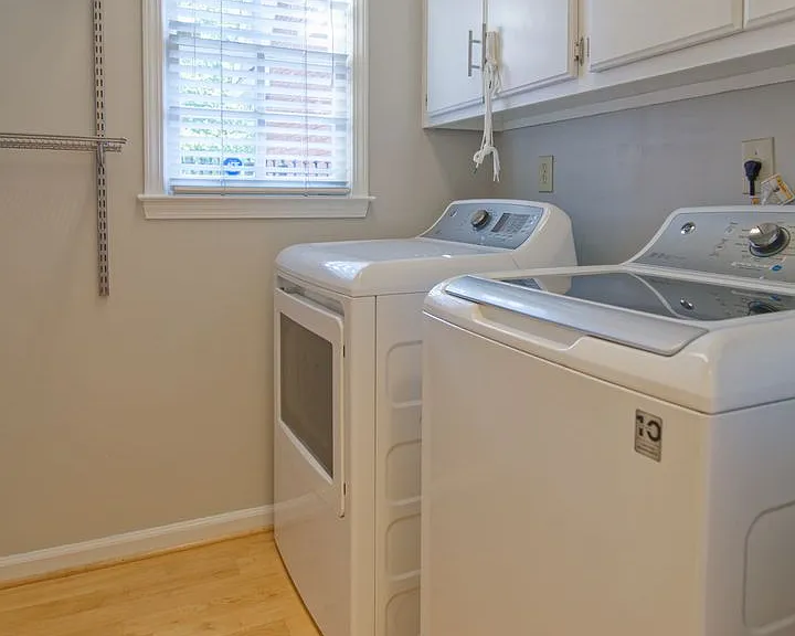 1150 Goodwin Pl NE — Photo 11