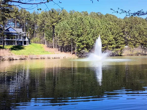 5009 E Harbor View Dr, Granite Falls, NC 28630