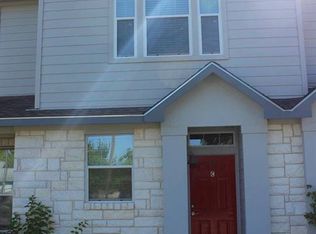 400 West St APT C, Hutto, TX 78634