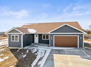 501 Roosevelt St, Baraboo, WI 53913