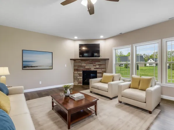 4290 Admirals Pointe Dr, Lafayette, IN 47909