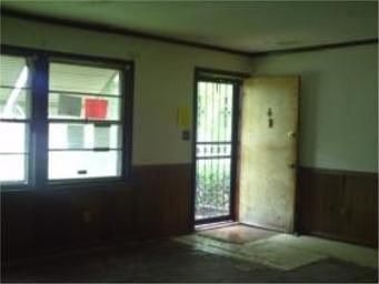 5th image of 7920 Park Ave