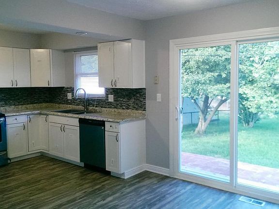5th image of 5568 Parkville St