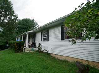 5 Mohican Way, Valley Falls, NY 12185