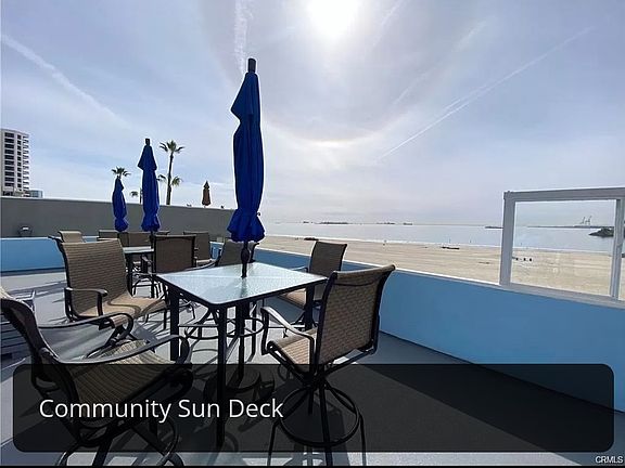 3rd image of 1166 E Ocean Blvd