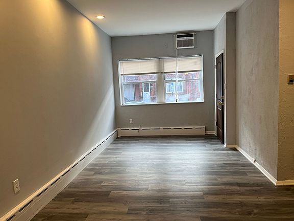 2nd image of 1933 S 10th St Floor 1