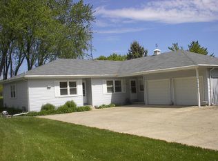 788-90 90 W, South Elgin, IL 60177