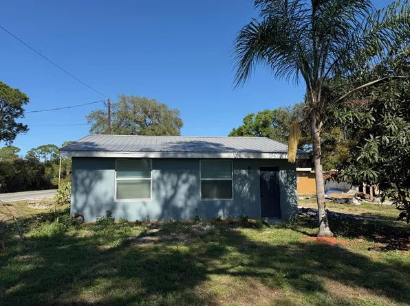 2104 N 53rd Street, Fort Pierce, FL 34946