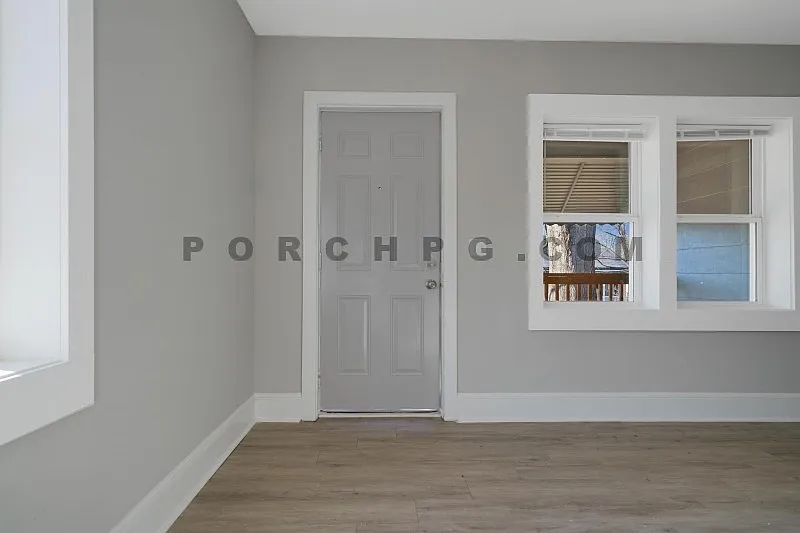 1 bed, 1.0 bath, 700 sqft, $950 — Photo 3