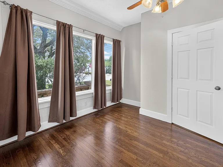 2601 S University Dr — Photo 25