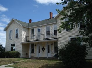 631 N Dewey St #4, Eau Claire, WI 54703