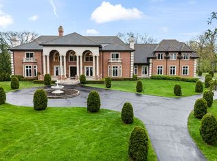 27147 N Chevy Chase Rd, Mundelein, IL 60060