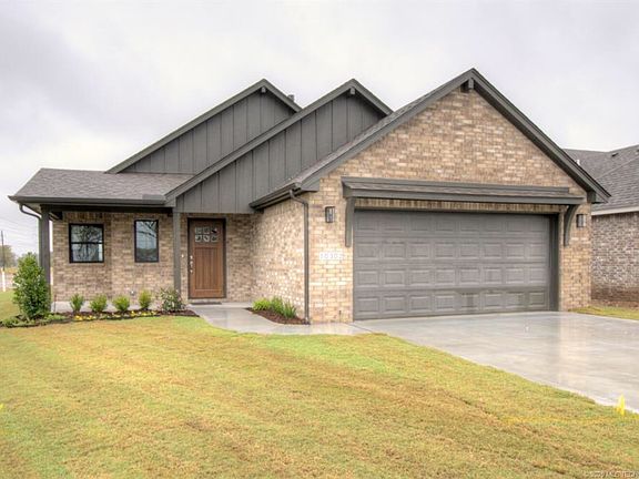 4th image of 10302 S 230th Ave
