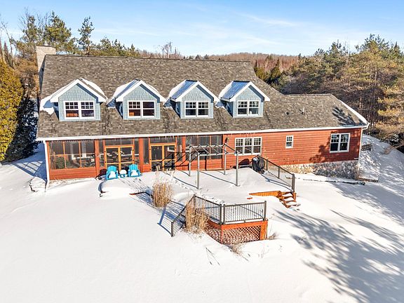 3rd image of 8585 Swan Pointe Dr