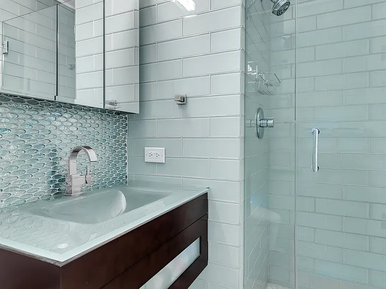 160 W 66th St #56B — Photo 12