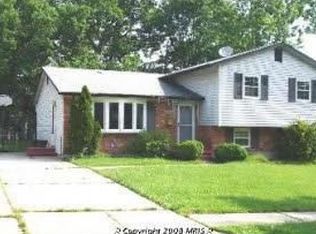 8916 2nd St, Lanham, MD 20706